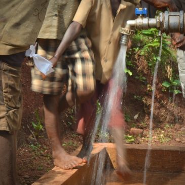 Eau, source de vie: A Rukanda, Un ouf de soulagement…
